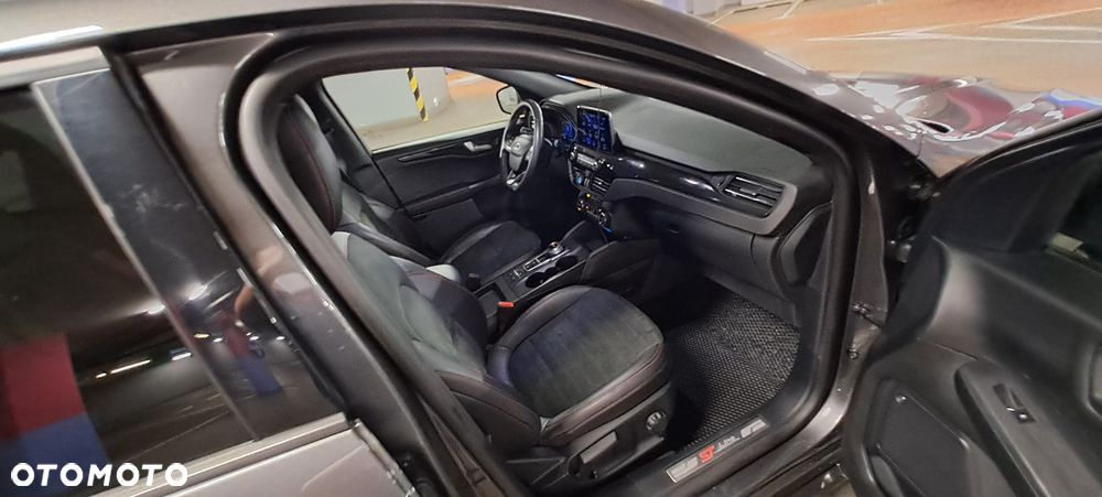 Ford Kuga 2.0 EcoBlue AWD ST-Line X - 9