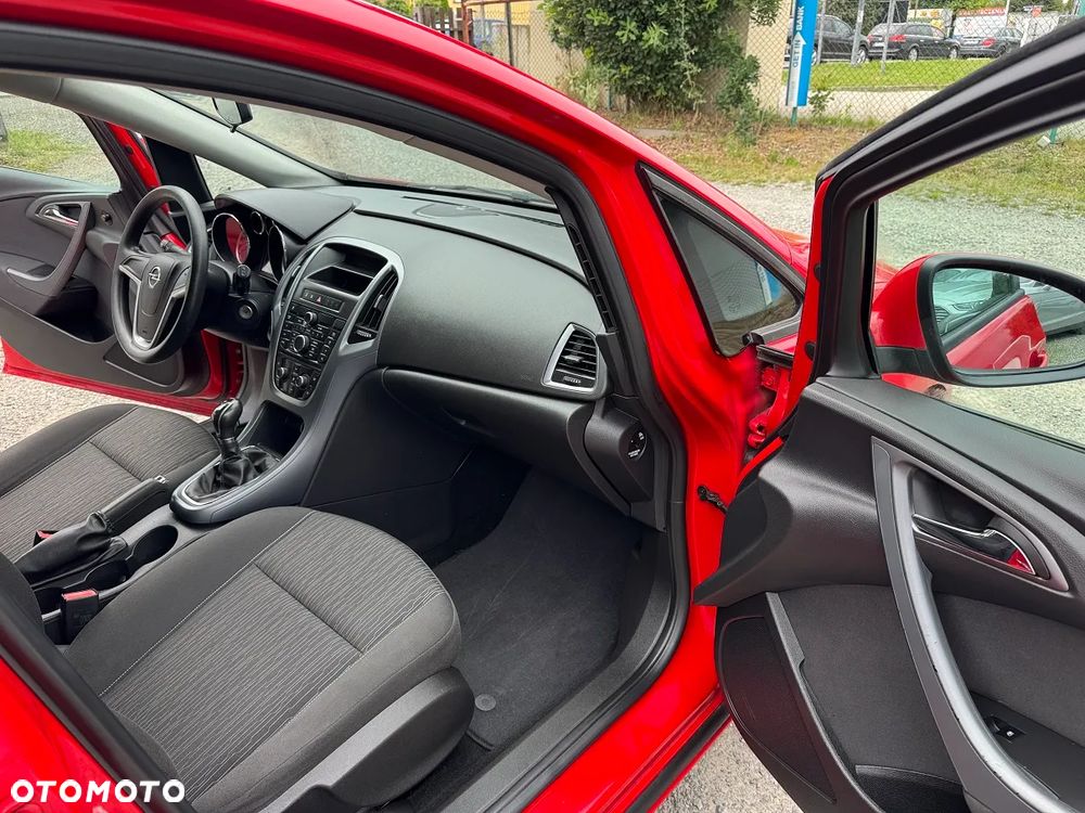 Opel Astra - 25
