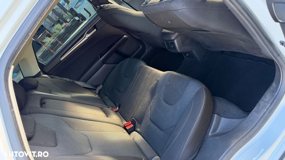 Ford Mondeo 2.0 TDCi Start-Stopp PowerShift-Aut Titanium - 10