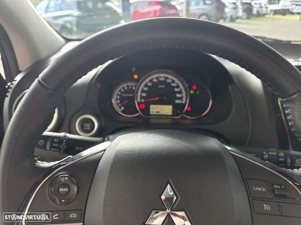 Mitsubishi Space Star 1.2 Connect Edition - 11