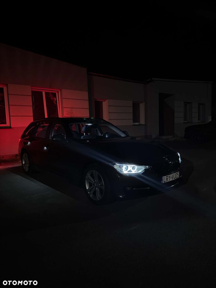 BMW Seria 3 318d Blue Performance Sport Line - 9