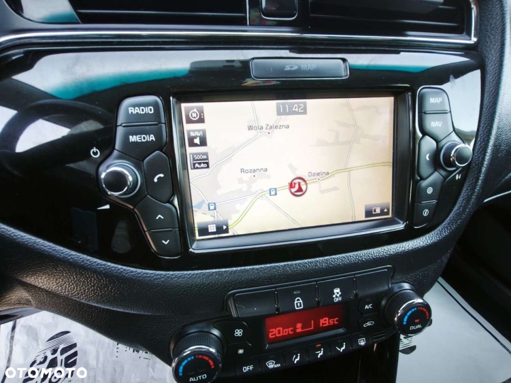 Kia Ceed - 10