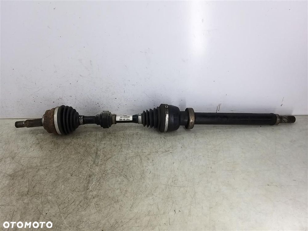 Półoś przód przednia prawa Mitsubishi Space Star 98–05 1.9 DID MANUAL - 1