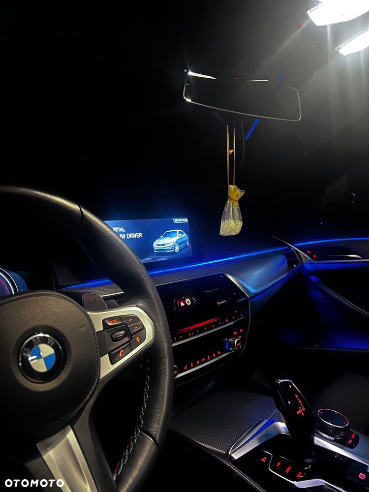 BMW Seria 5 520d M Sport sport - 18