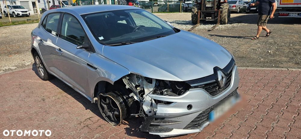 Renault Megane 1.5 Blue dCi Intens - 7