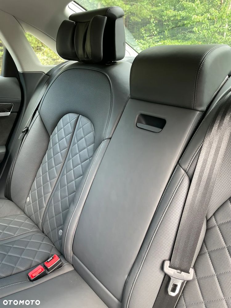 Audi S8 4.0 TFSI Quattro - 31