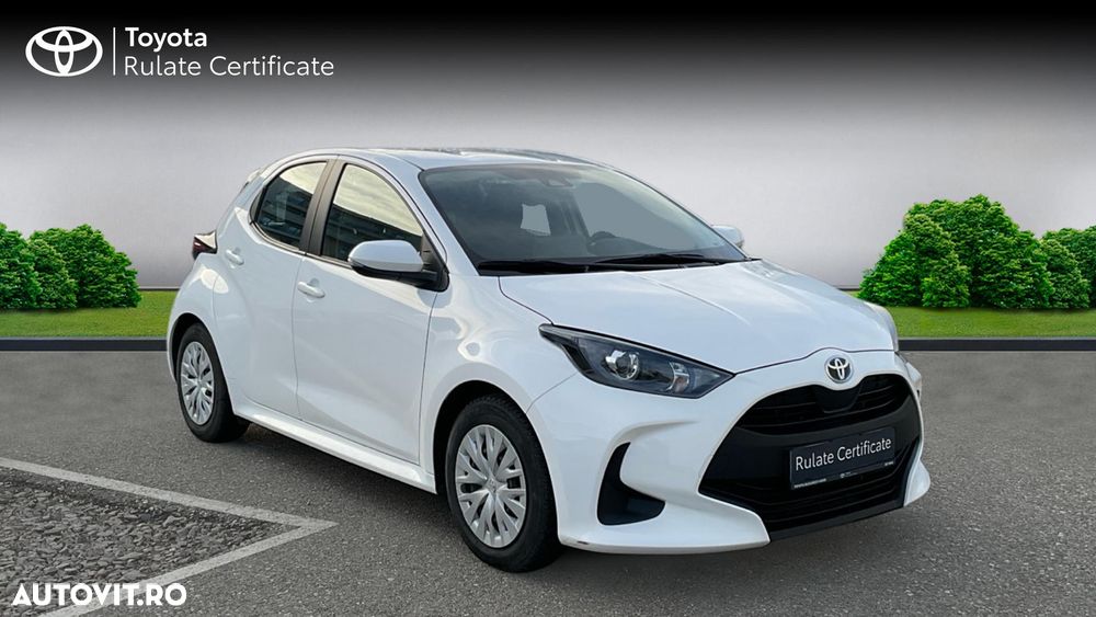 Toyota Yaris 1.5 VVT-i HSD Eco - 2