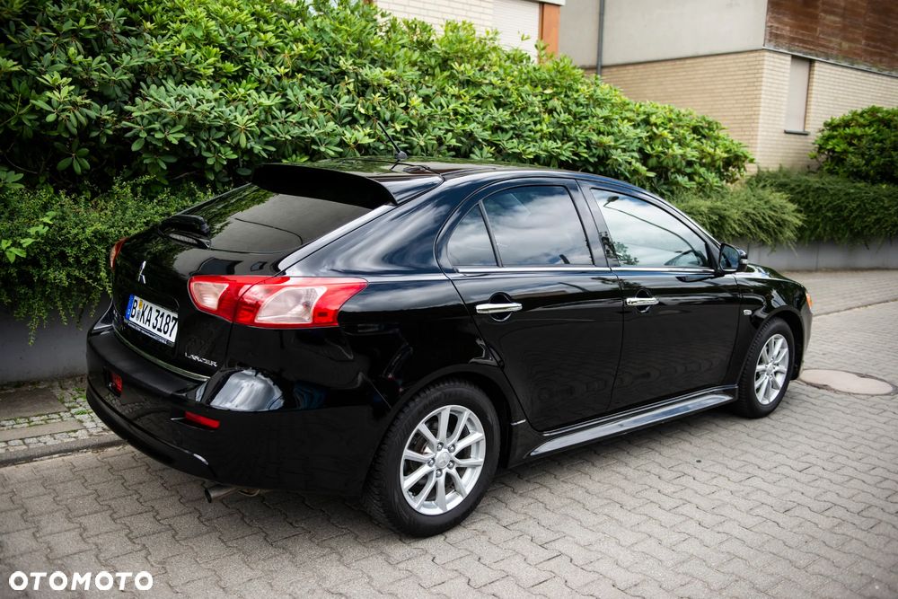 Mitsubishi Lancer 1.6 ClearTec Invite - 4