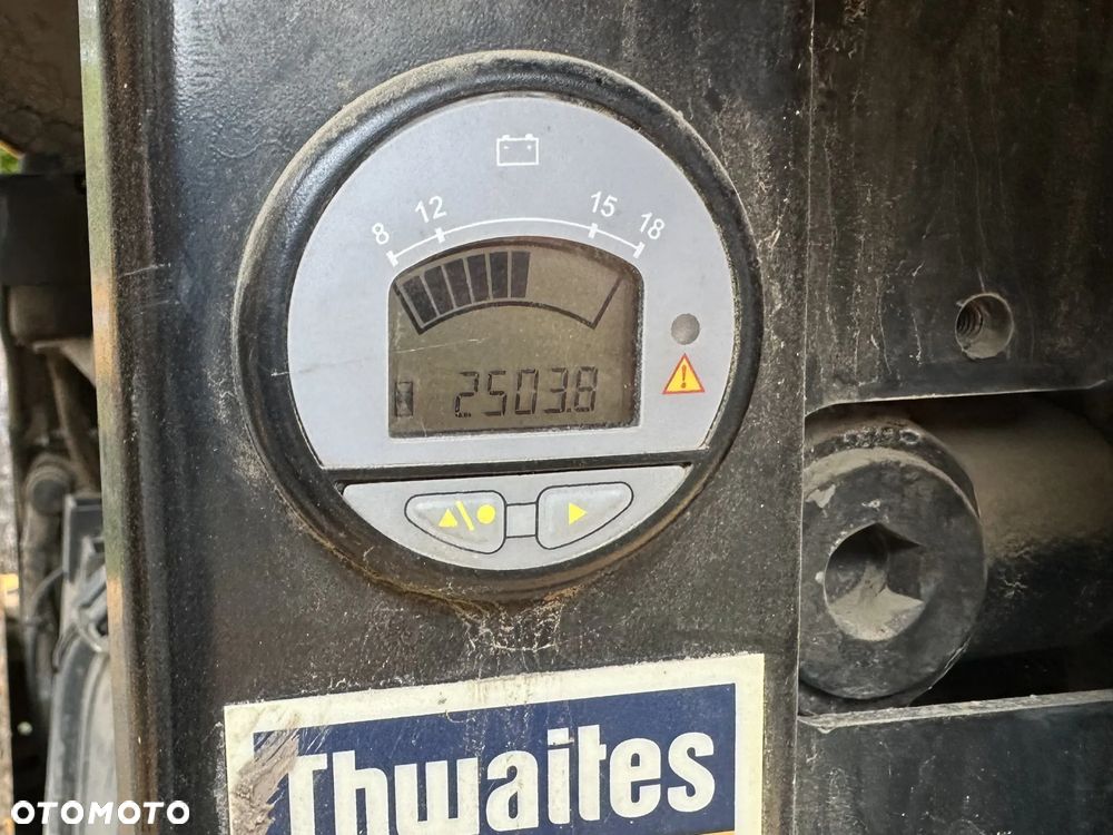 Thwaites MACH 2066 - 12