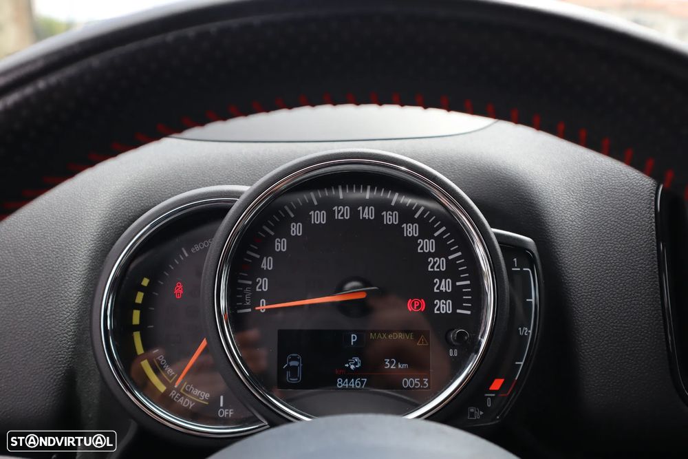 MINI Countryman Cooper SE ALL4 Auto - 23