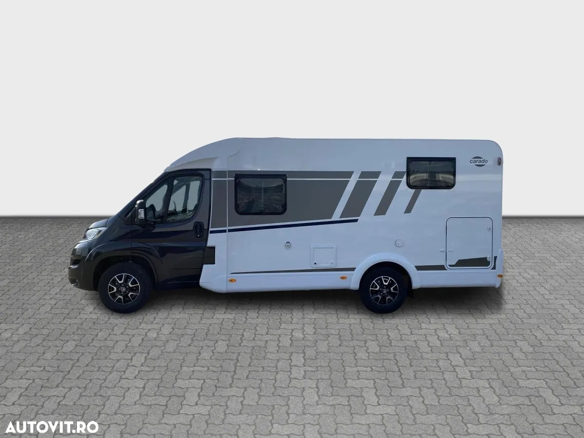 Hymer-Eriba Carado V337 - 2