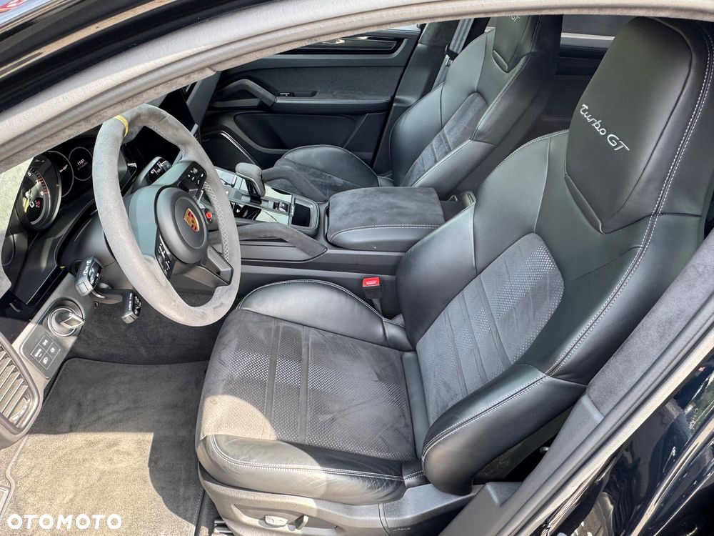 Porsche Cayenne Turbo GT - 20