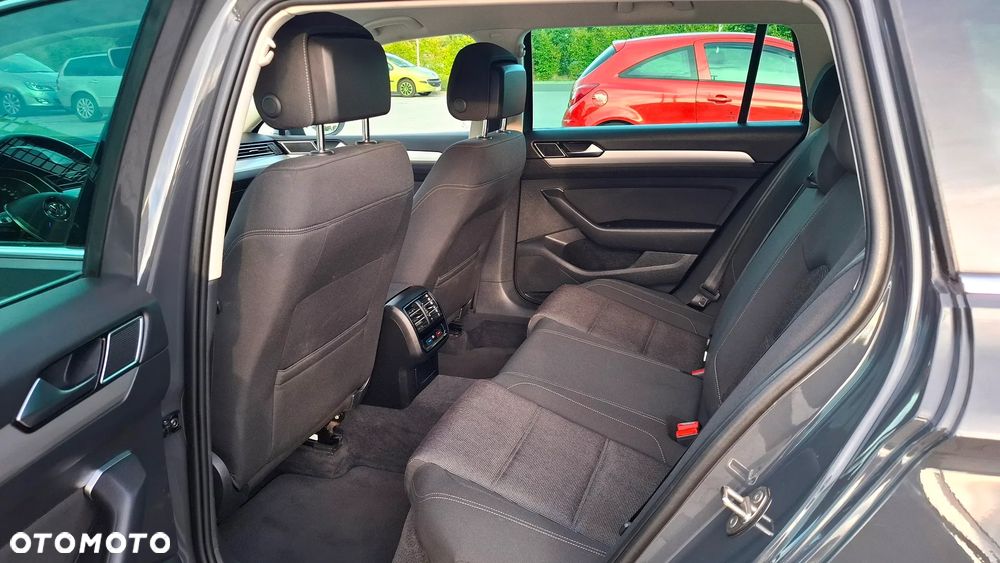 Volkswagen Passat 1.4 TSI ACT (BlueMotion Technology) Comfortline - 22
