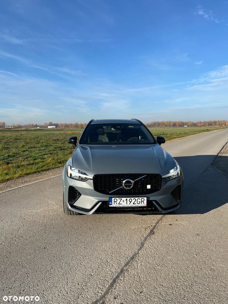 Volvo XC 60 T8 Plug-In Hybrid AWD Polestar Engineered - 3