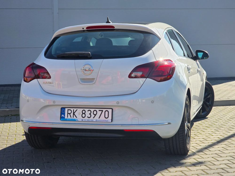 Opel Astra 1.4 Turbo Color Edition - 4