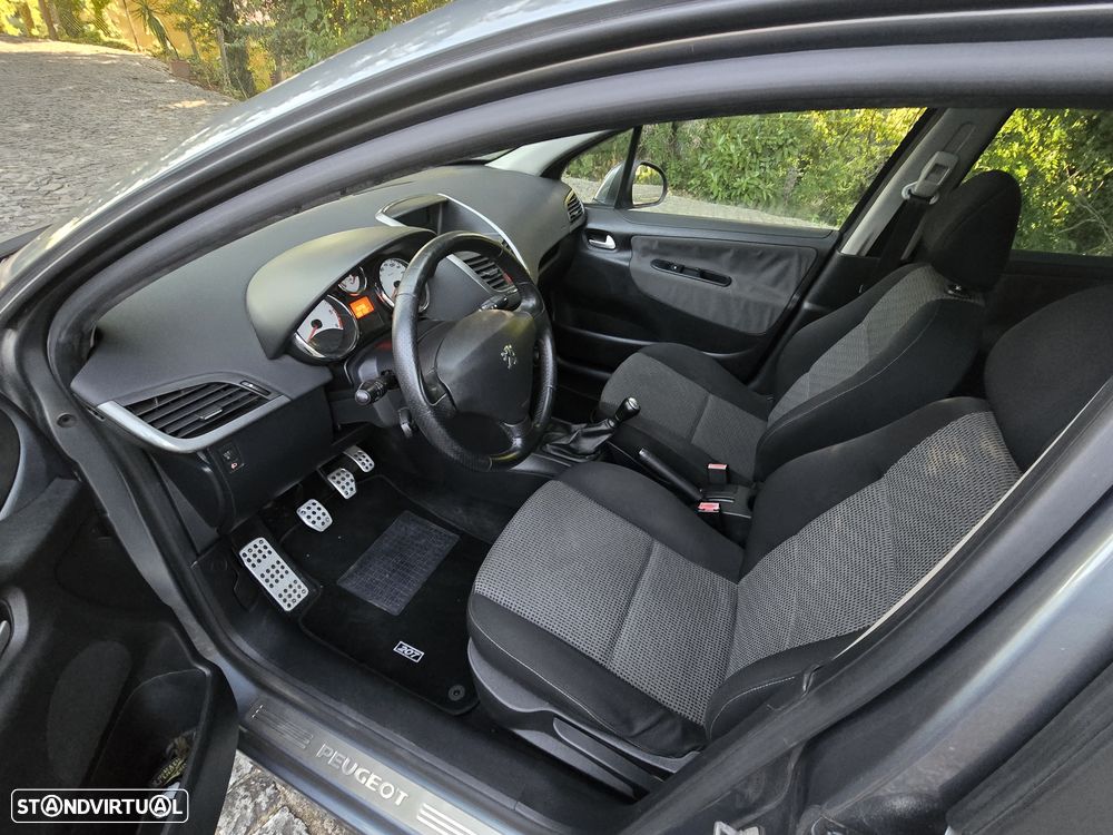 Peugeot 207 1.6 HDi Sport - 6