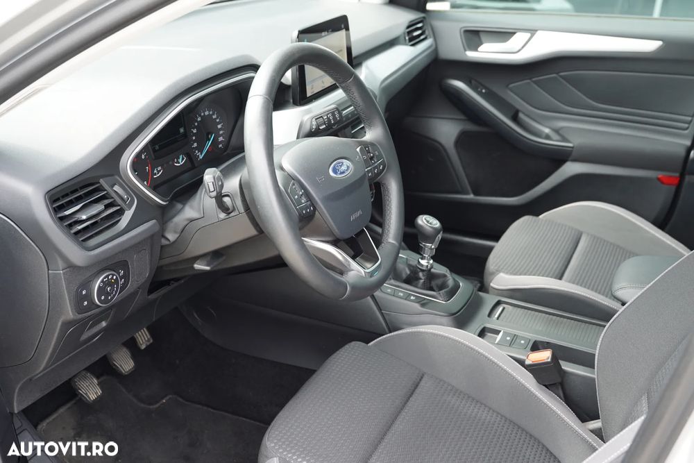 Ford Focus - 7