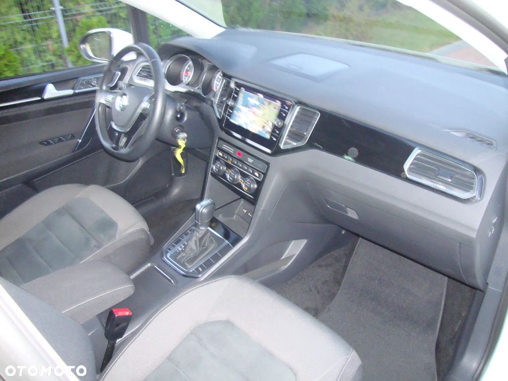 Volkswagen Golf Sportsvan - 9