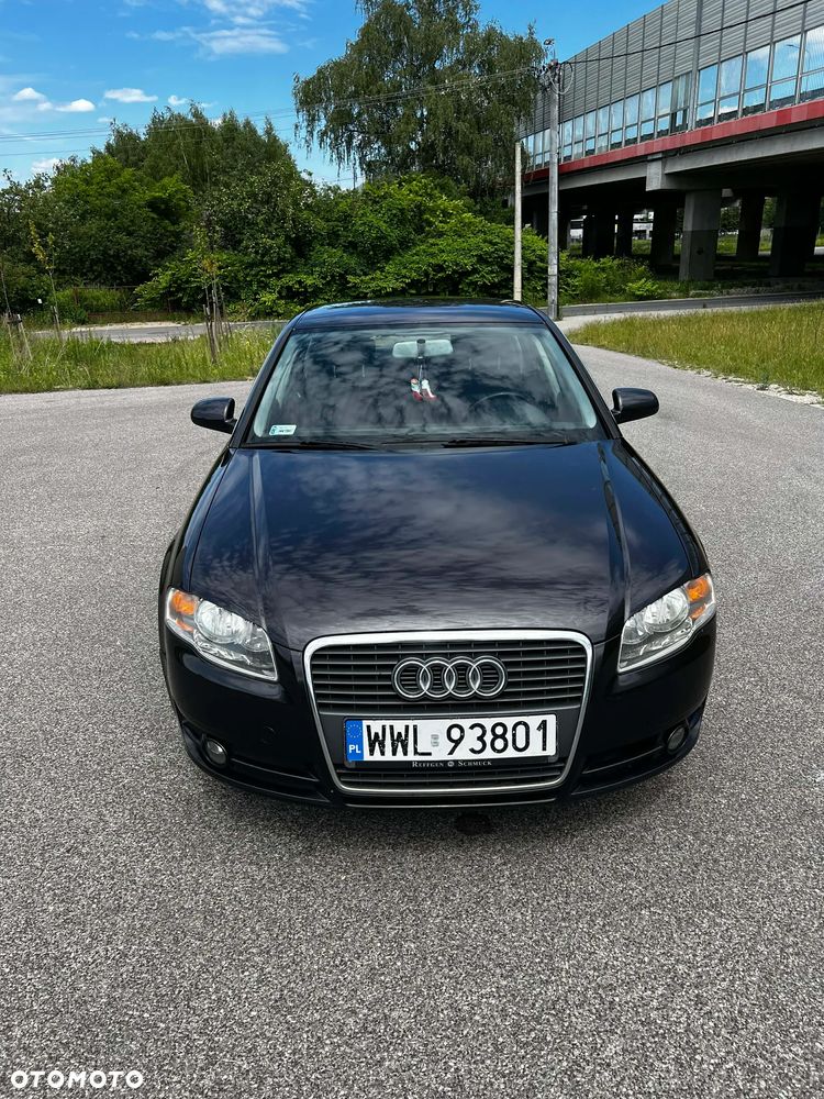 Audi A4 Limousine - 2