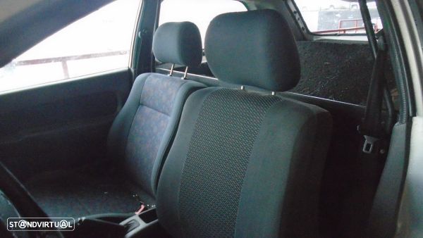 Para Peças Mazda 323 P V (Ba) - 8