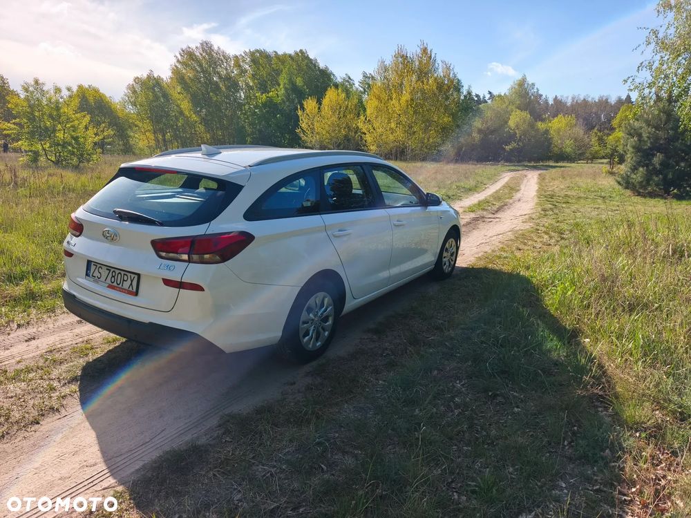 Hyundai i30 1.5 DPI Modern - 4