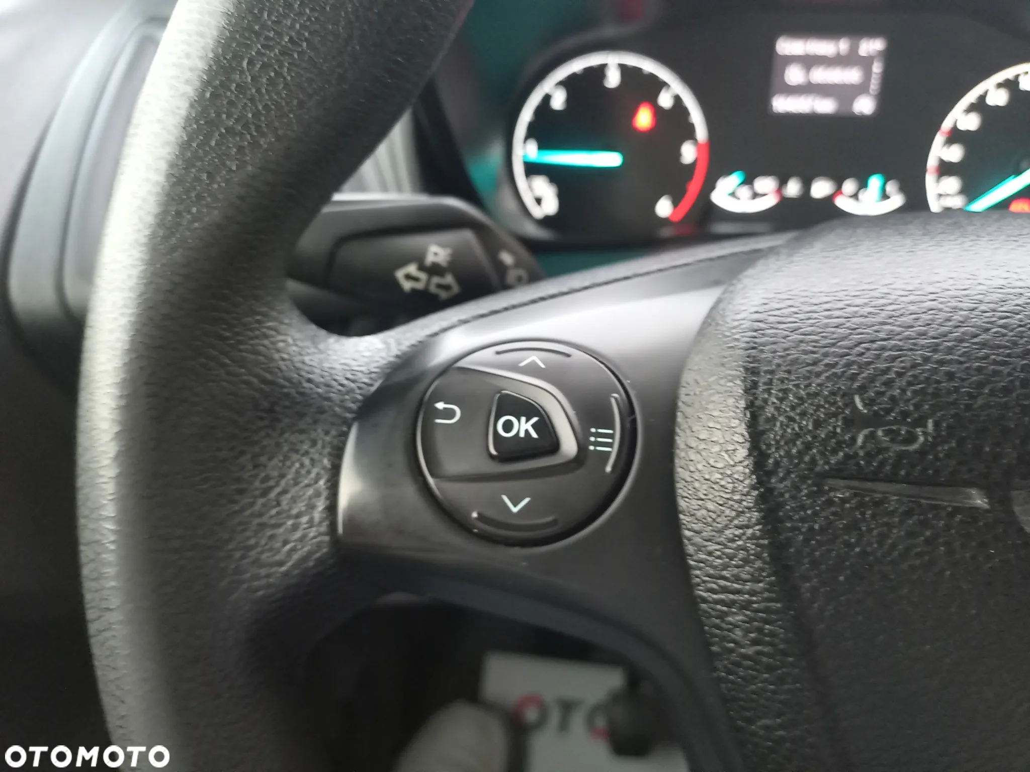 Ford Transit Connect - 19