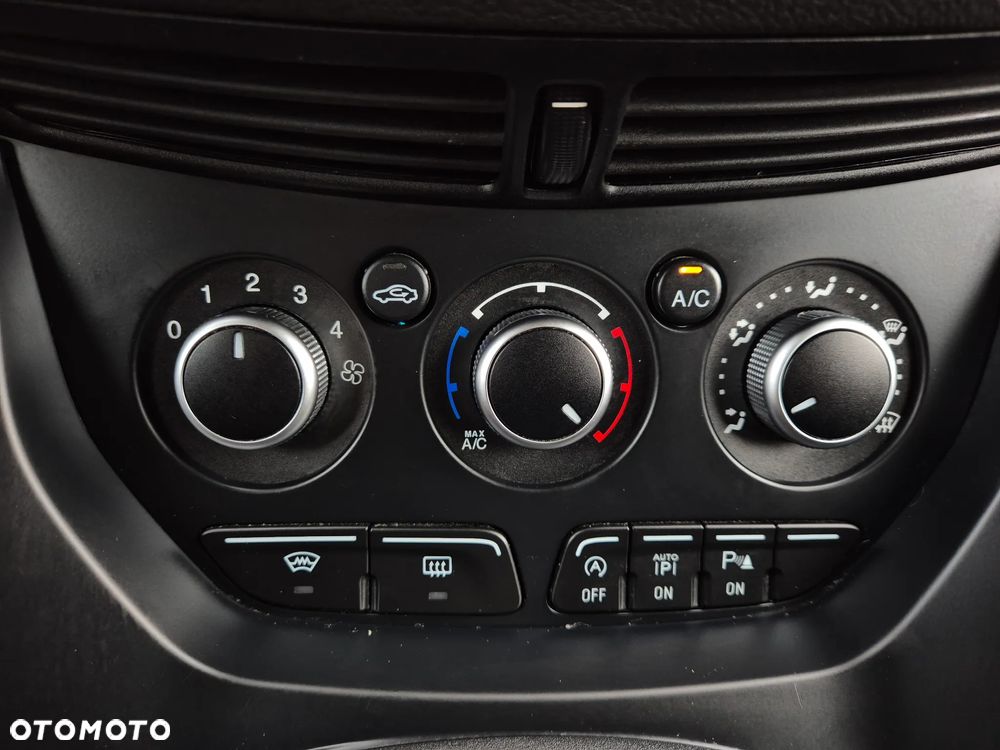 Ford Kuga 2.0 TDCi 4WD Trend - 10