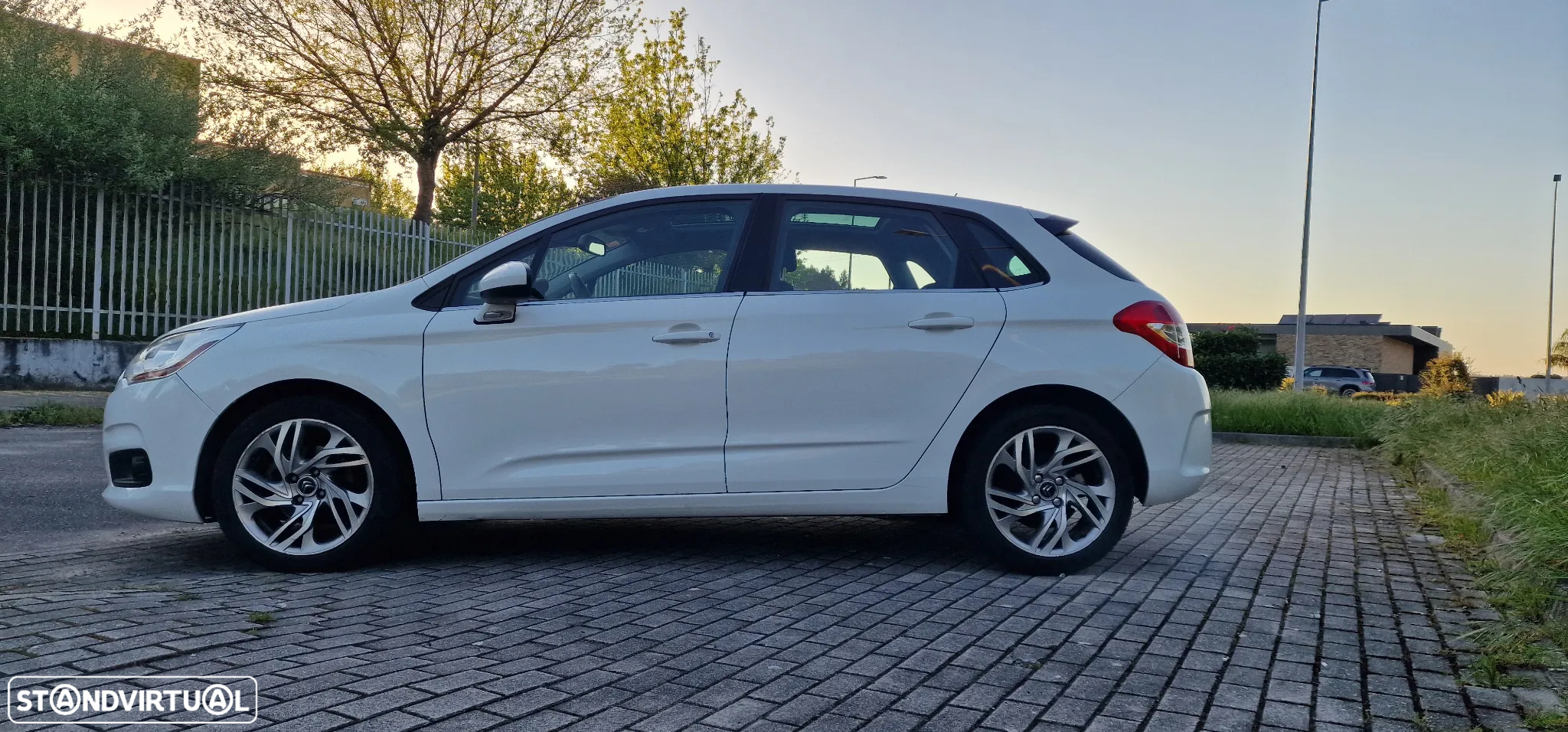 Citroën C4 1.6 HDi Exclusive - 7