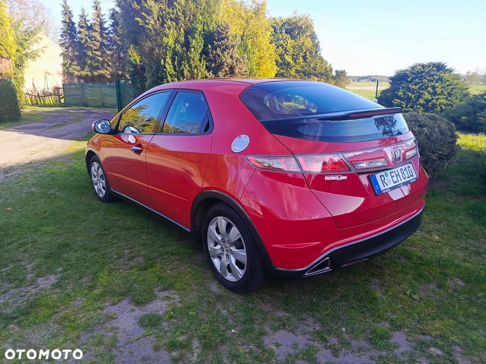 Honda Civic 1.4 i-VTEC Comfort - 17