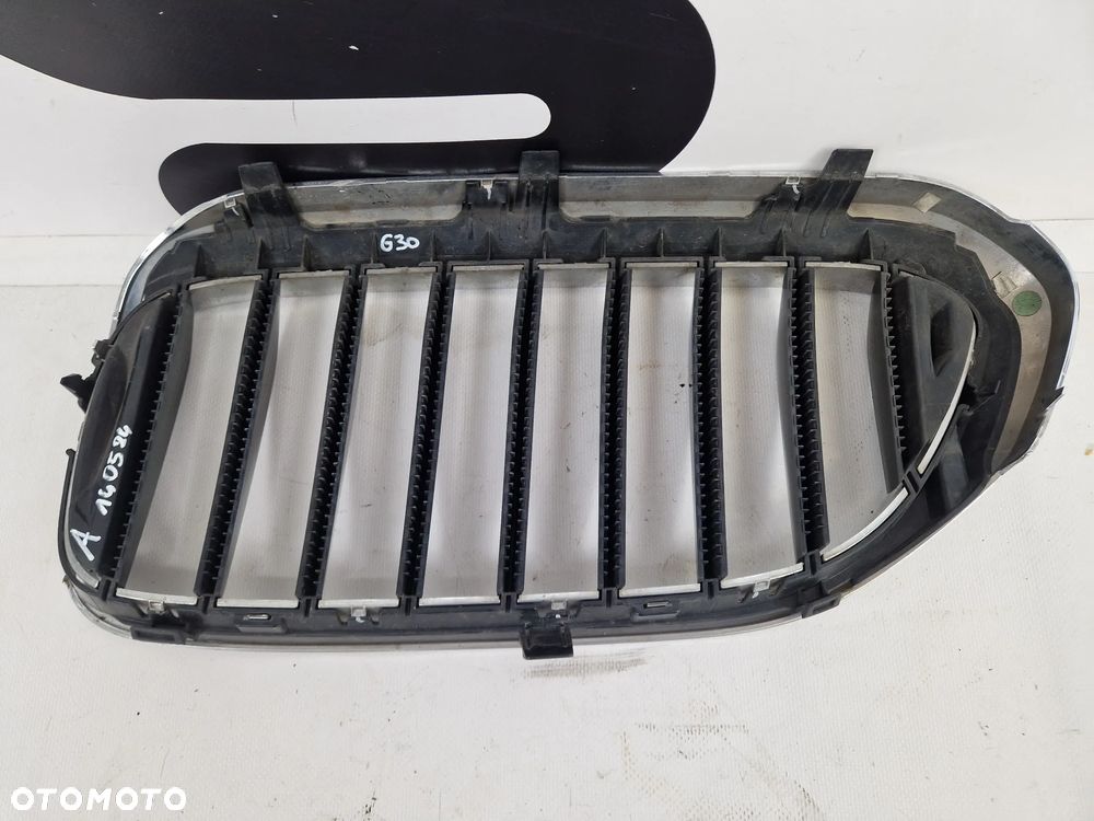 Grill atrapa nerka prawa BMW G30 G31 - 6