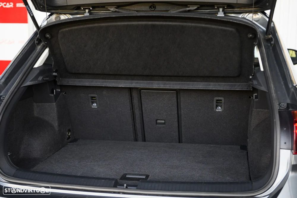 VW T-Roc 1.0 TSI Life - 36