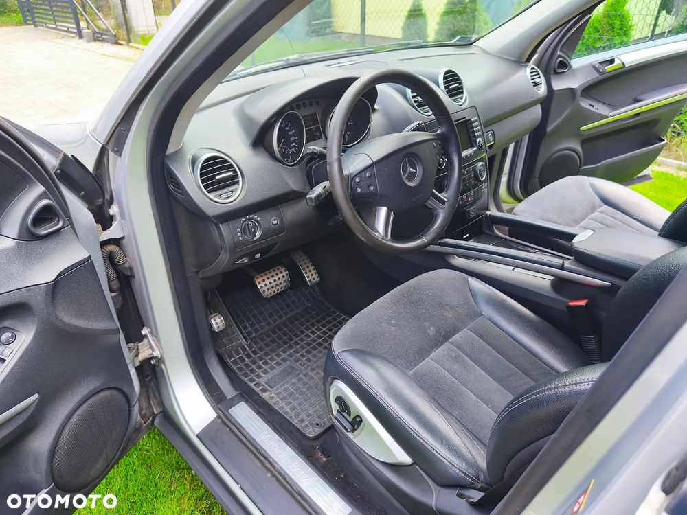 Mercedes-Benz ML 350 4-Matic - 7