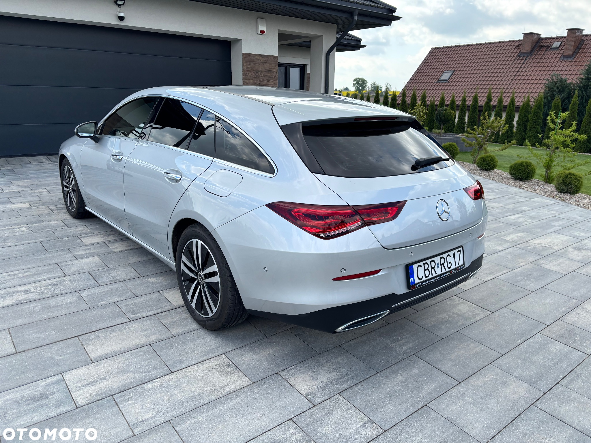 Mercedes-Benz CLA 200 d 4-Matic 8G-DCT - 4