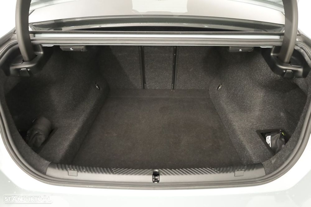BMW 520 d Pack Desportivo M - 23