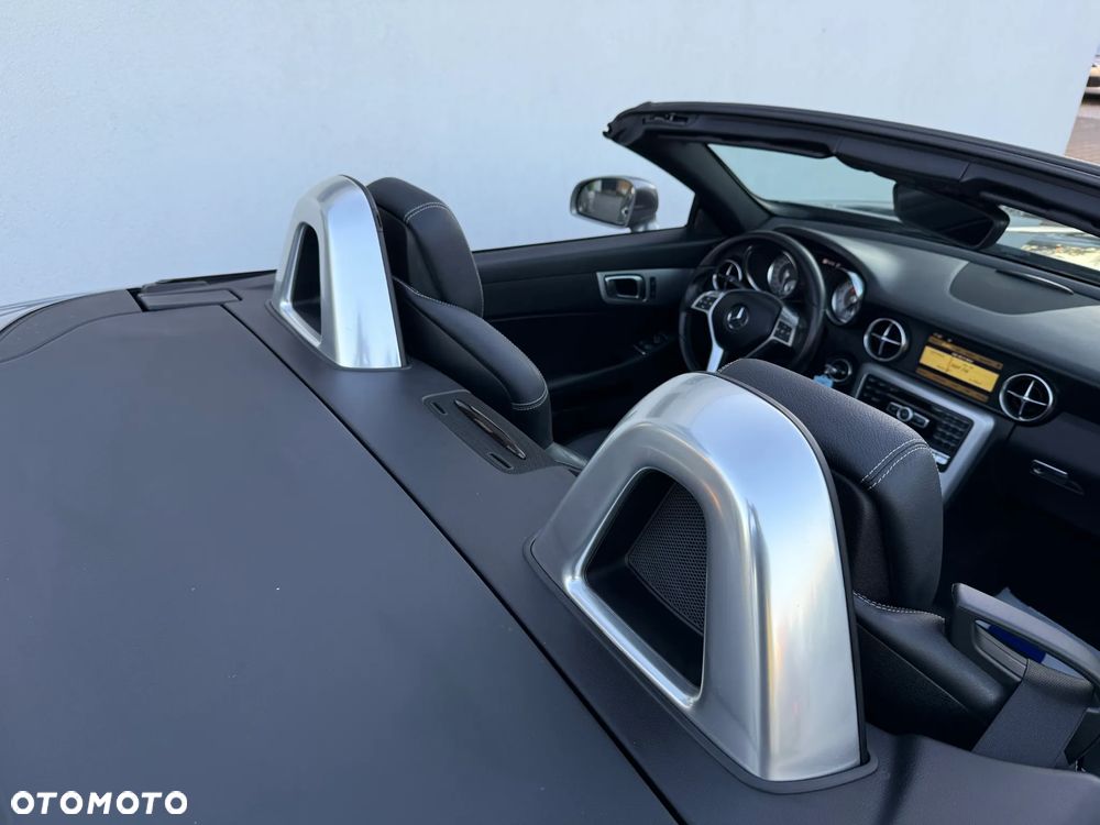 Mercedes-Benz SLK 250 BlueEFFICIENCY 7G-TRONIC Edition 1 - 19