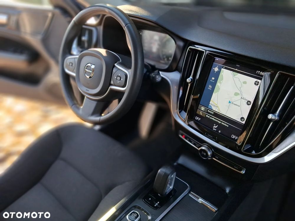 Volvo V60 B4 D Geartronic Momentum Pro - 9