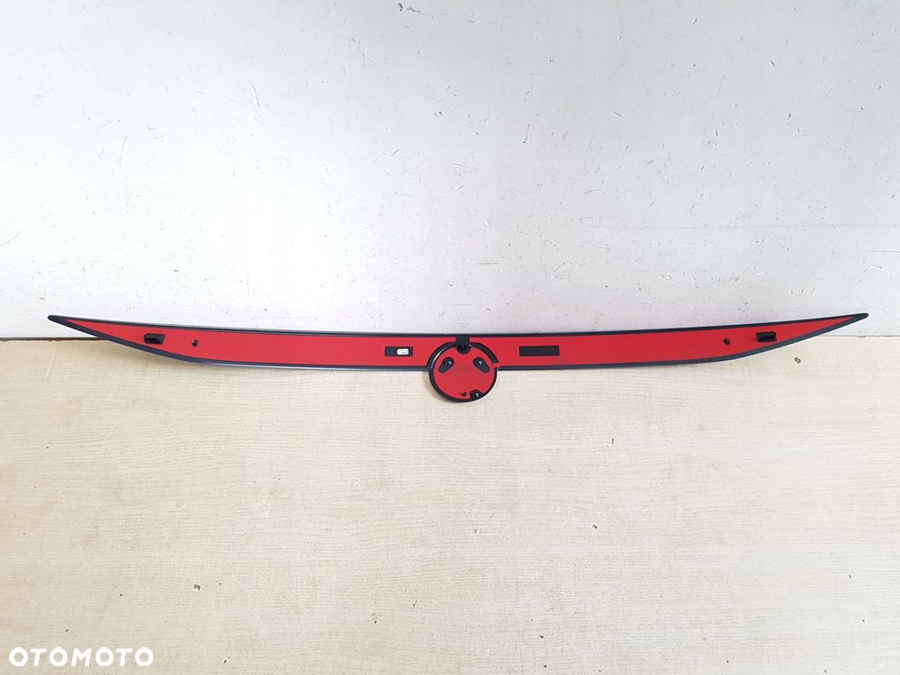 vw passat b9 listwa nakładka na klapę tył 3j0945273 gru - 2