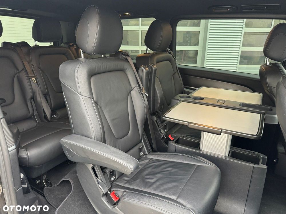 Mercedes-Benz Klasa V - 7