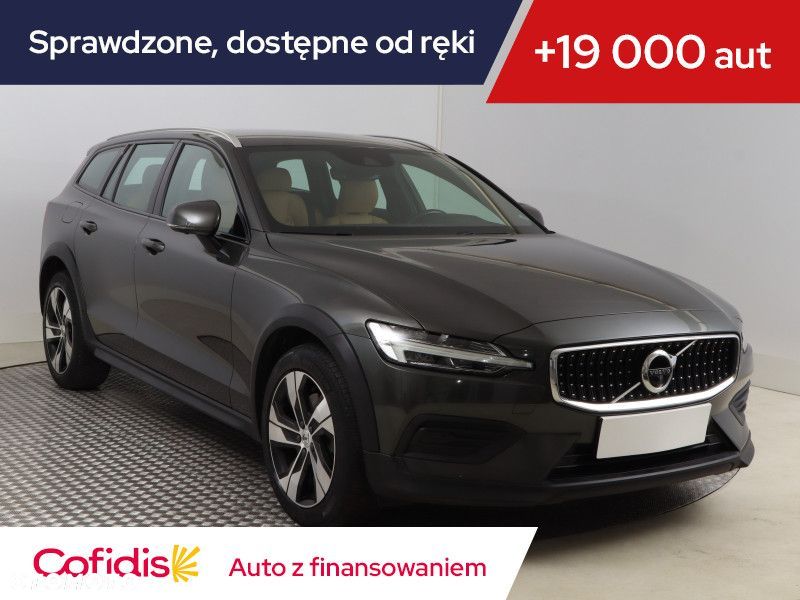 Volvo V60 Cross Country - 2