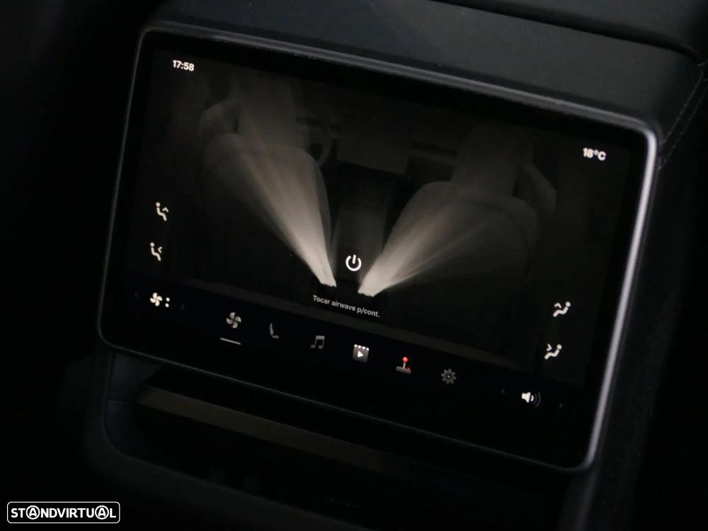 Tesla Model 3 - 28