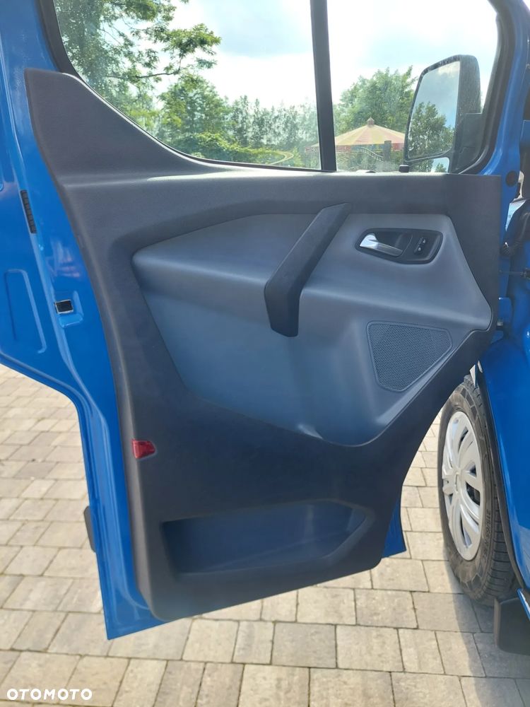 Ford Transit Custom - 10