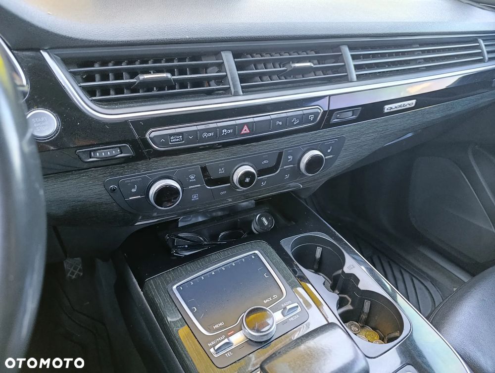 Audi Q7 - 17