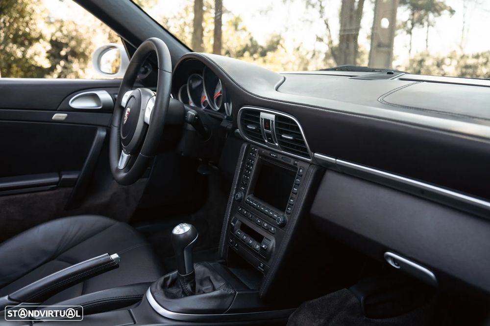 Porsche 911 (997) Carrera 4 S Cabriolet - 52