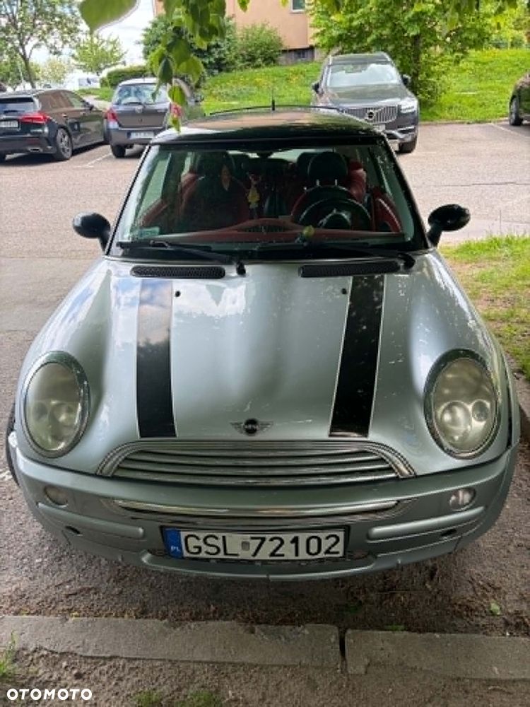 MINI Cooper Standard - 3