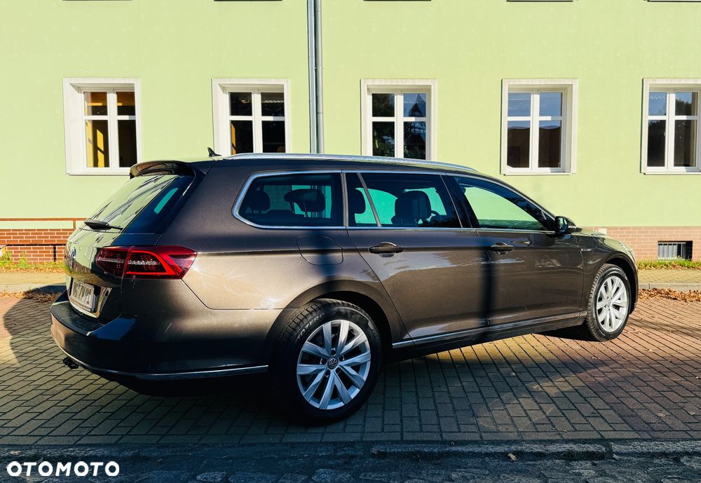 Volkswagen Passat 2.0 TDI BMT 4Mot Highline DSG - 4