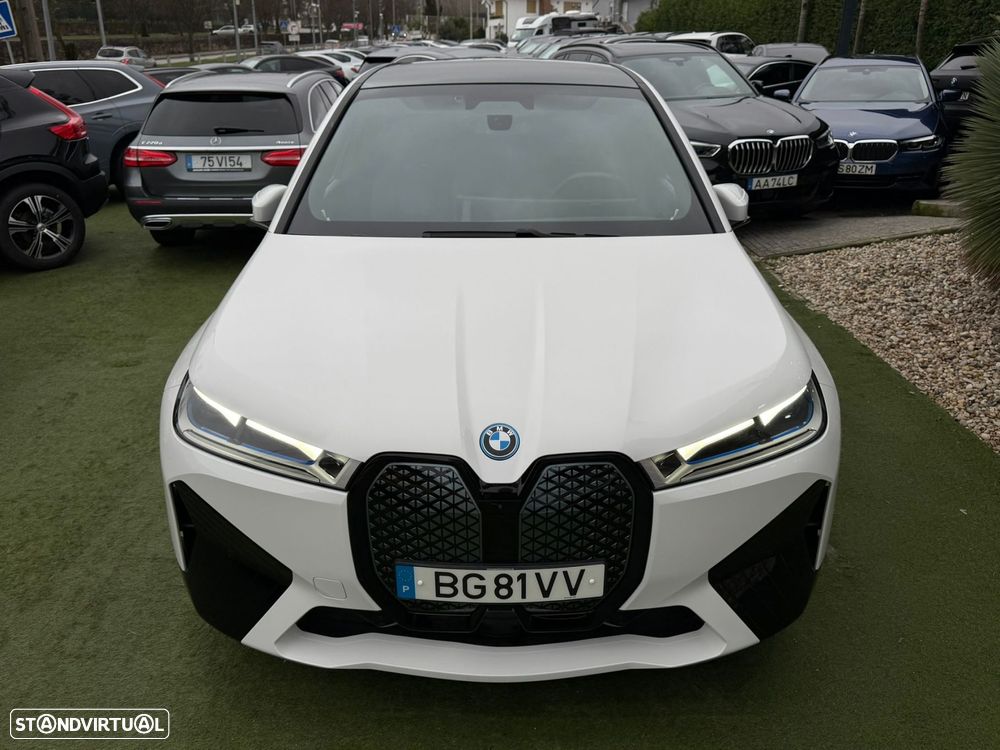 BMW iX xDrive 40 Pack Desportivo - 10