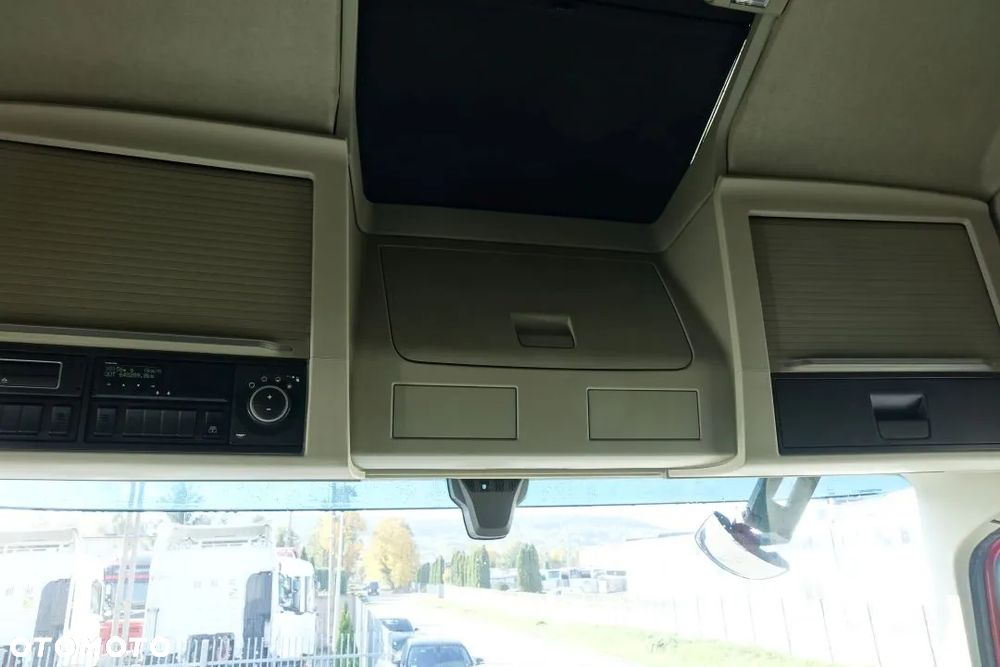 Volvo FH 500 GLOBETROTTER XL / STANDARD/ AUTOMAT / EURO 6 / KLIMATYZACJA POSTOJOWA/ 2 ZBIORNIKI PALIWA - 24