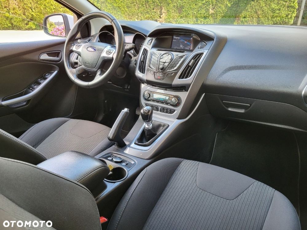 Ford Focus - 8