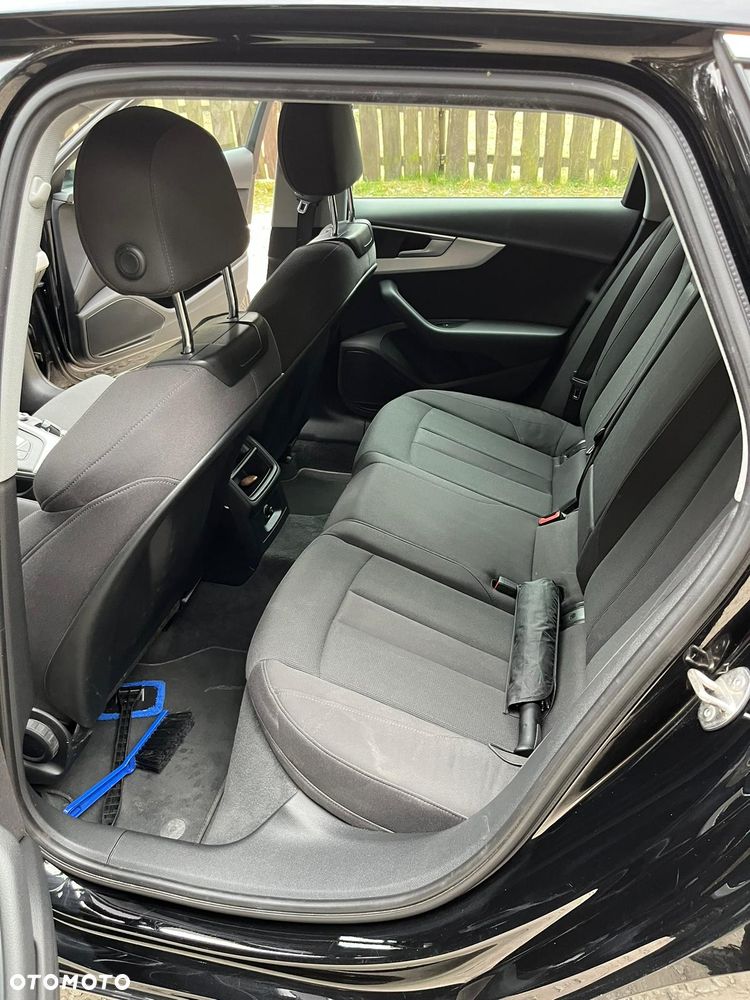 Audi A4 Avant 2.0 TDI Sport S tronic - 19