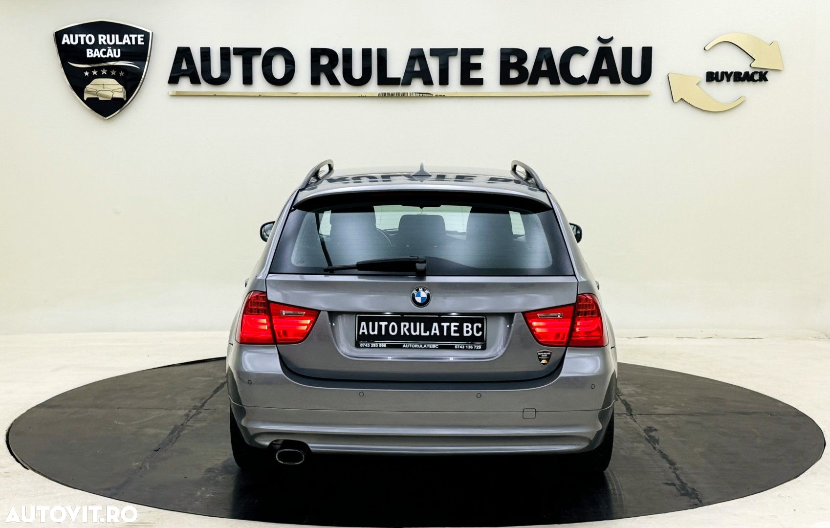 BMW Seria 3 316i Touring - 11